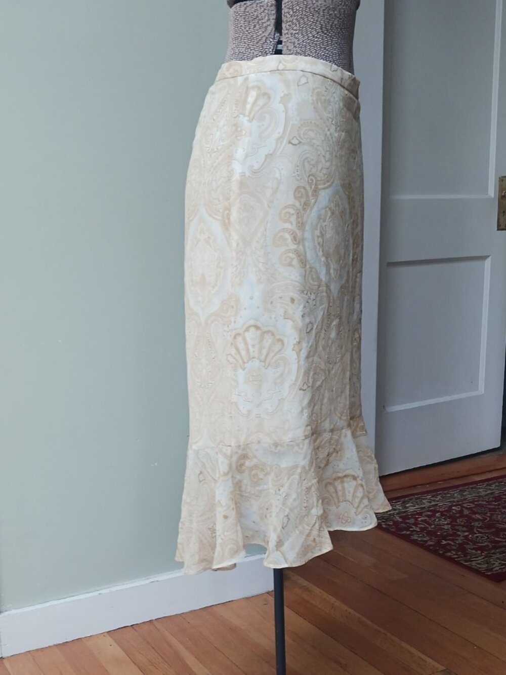 Banana Republic Skirt View 3